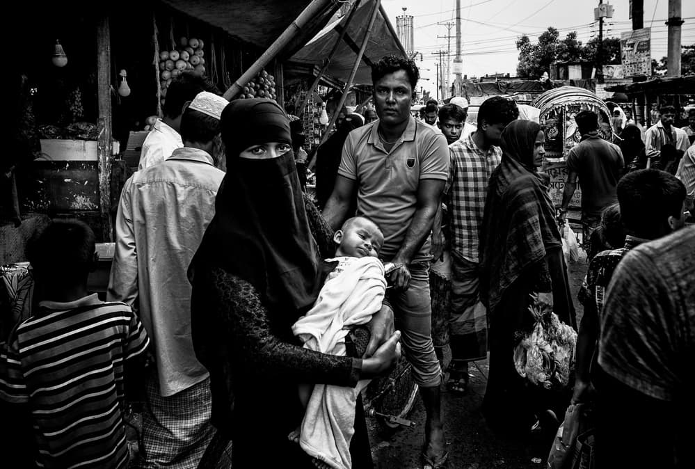 Mother And Child Market by Joxe Inazio Kuesta Garmendia — canvas wall art