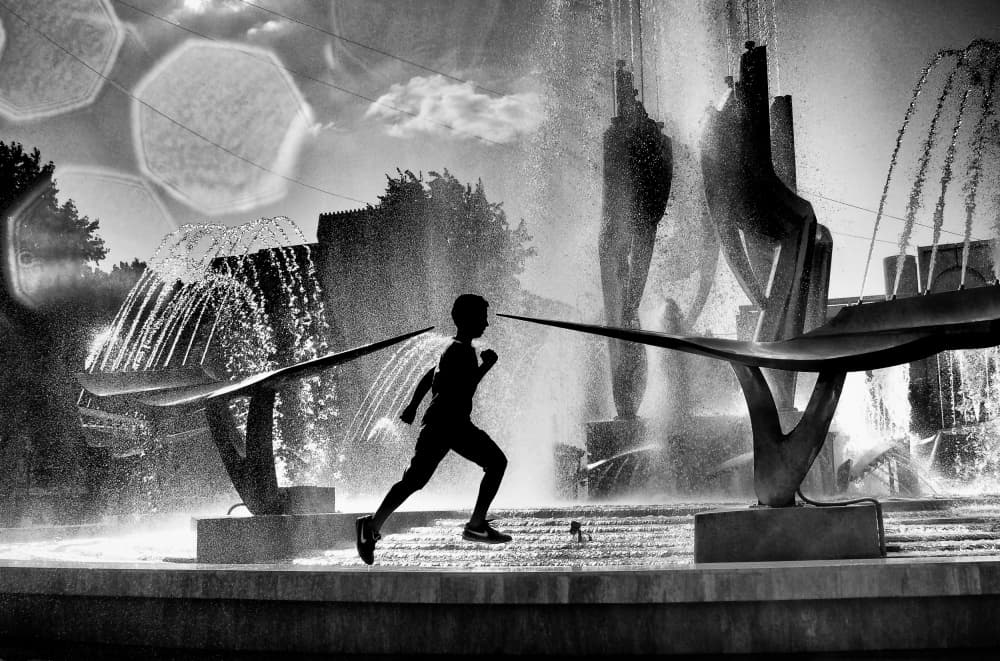 Dynamic Fountain Run by Mirela Momanu — canvas wall art