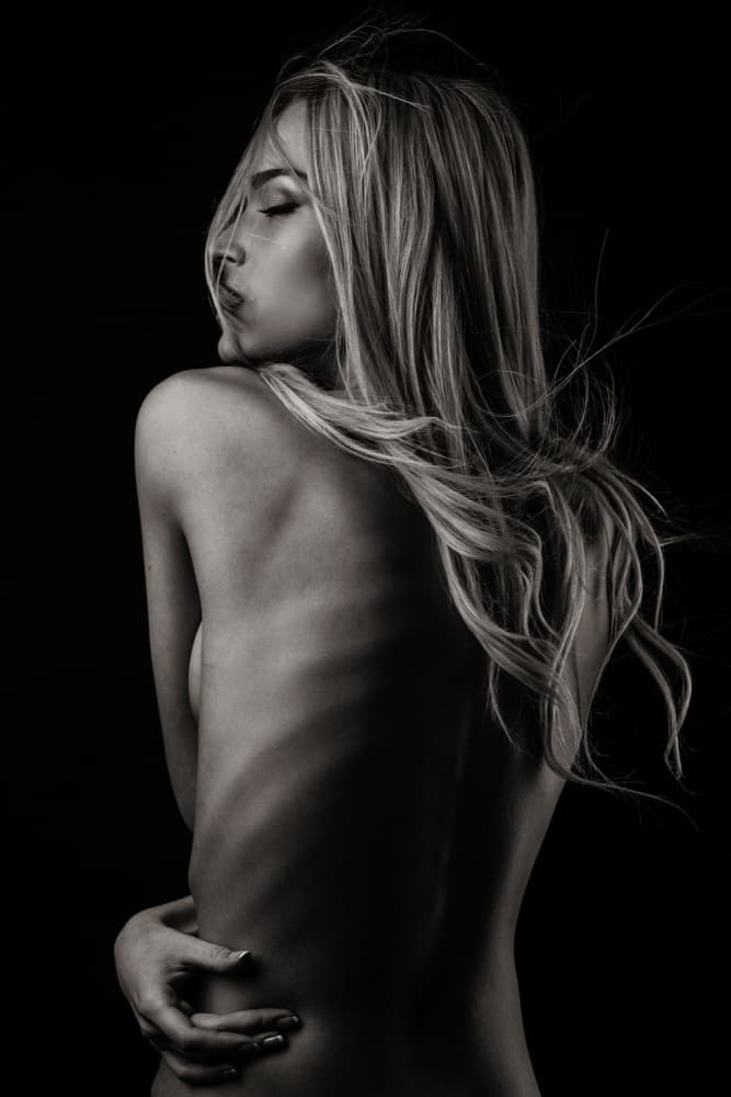 Blonde Back Serenity by Martin Krystynek MQEP — canvas wall art