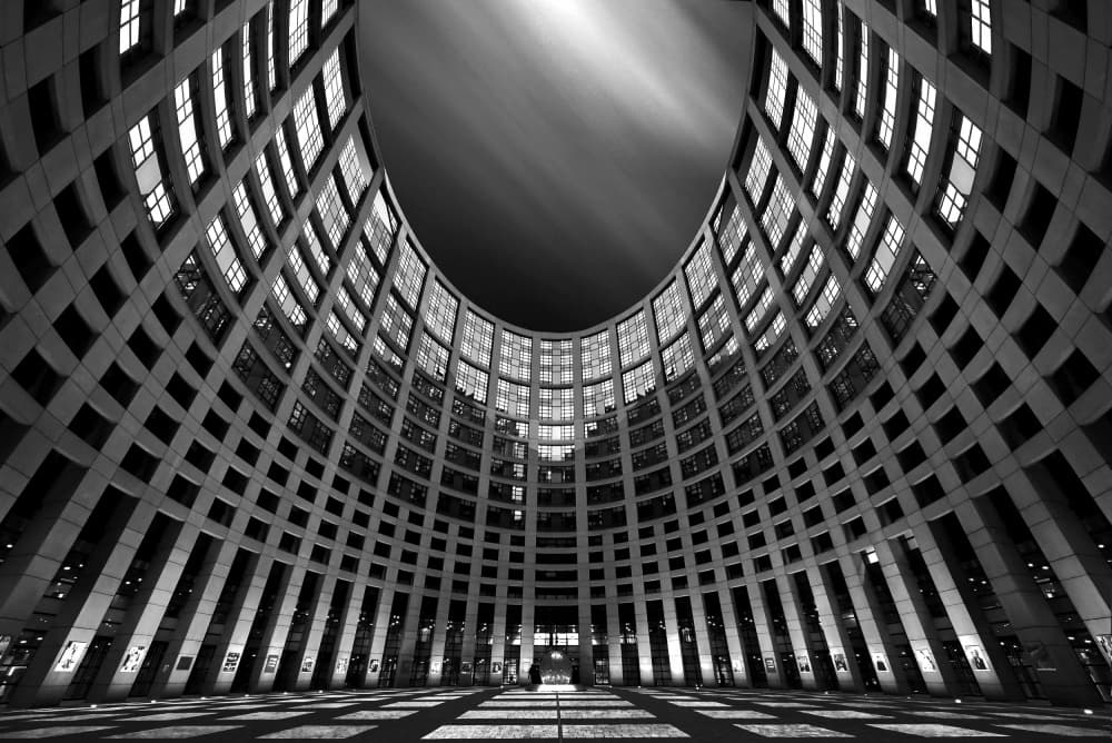 Grand Urban Curve by Jorge Pimenta — canvas wall art