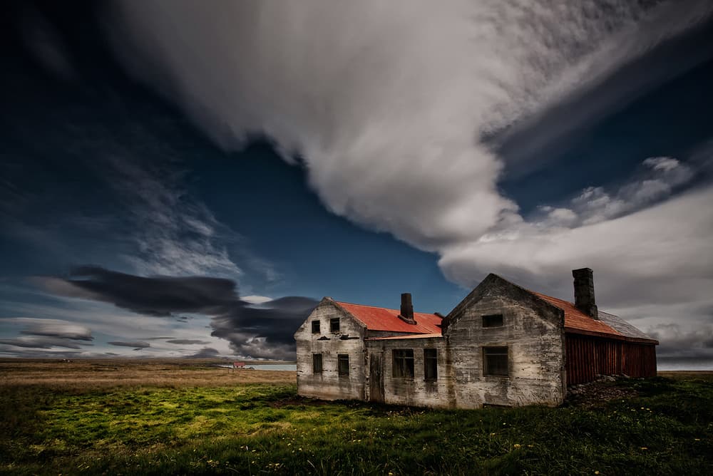 Broken Dreams by Þorsteinn H. Ingibergsson — canvas wall art