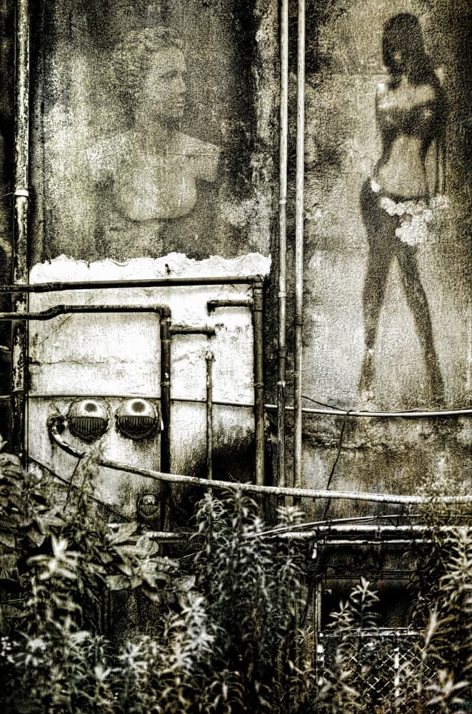 Urban Murals Contrast by Yasutaka Sameshima — canvas wall art