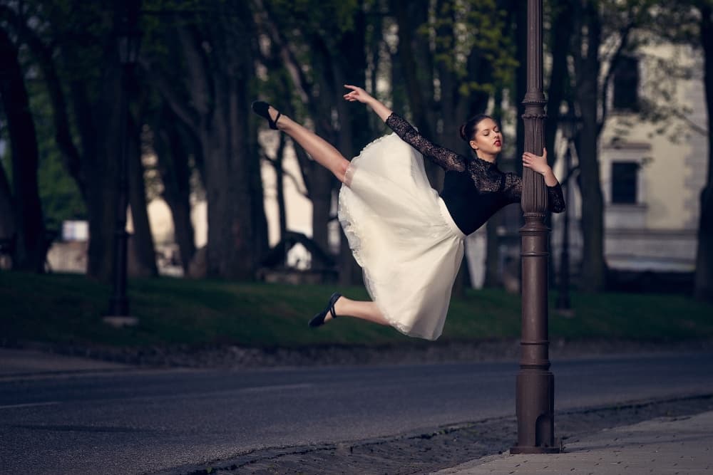 Urban Ballet Leap by Martin Krystynek MQEP — canvas wall art