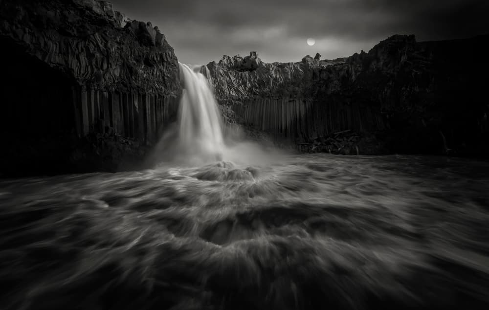 Power of nature by Larry Deng APA — canvas wall art