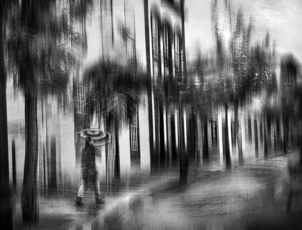 Rainy City Blur by Piera Polo — canvas wall art