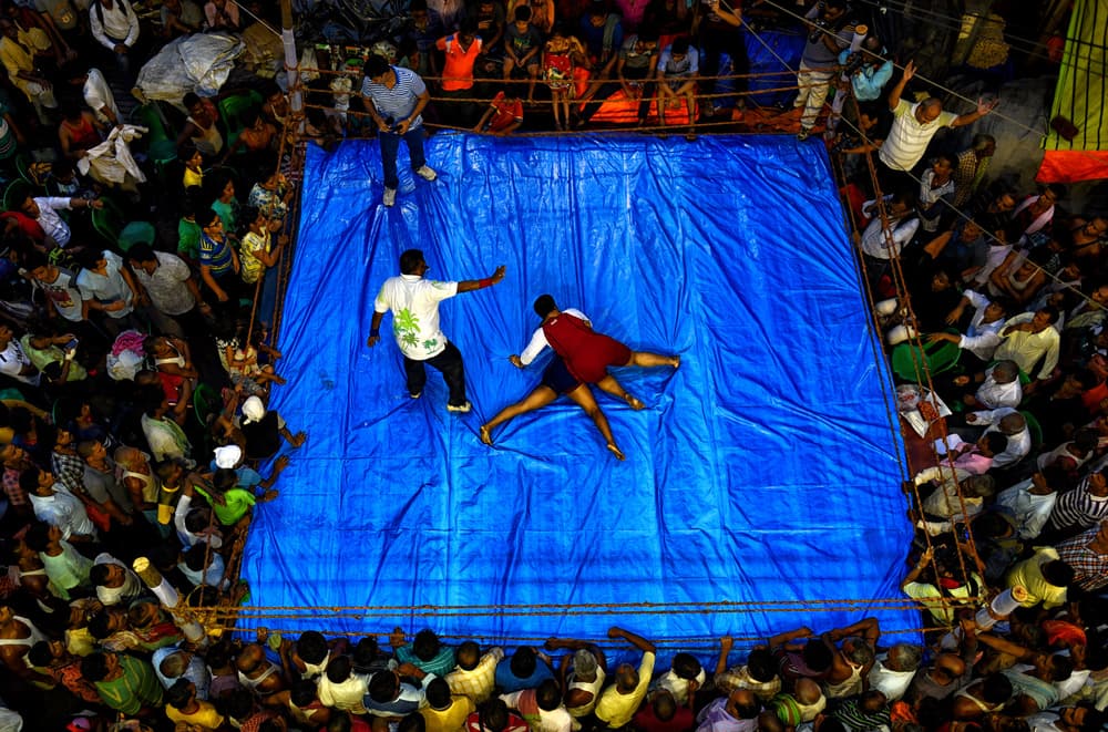 Overhead Wrestling Match by Avishek Das — canvas wall art