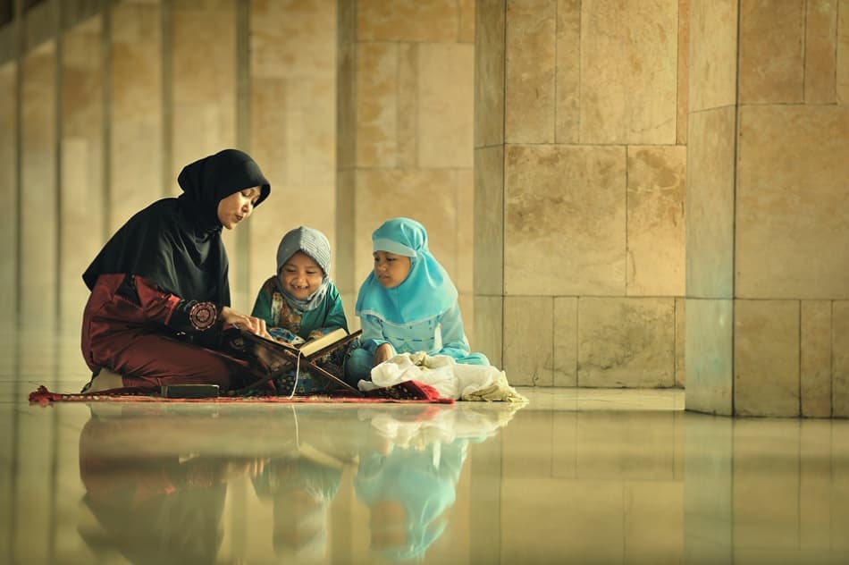 Muslim Family Reading Quran by hardibudi — canvas wall art