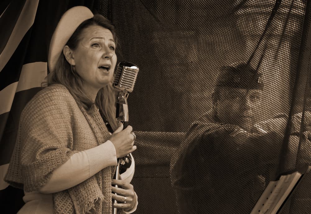 Vintage Singer Performance by Lus Joosten — canvas wall art