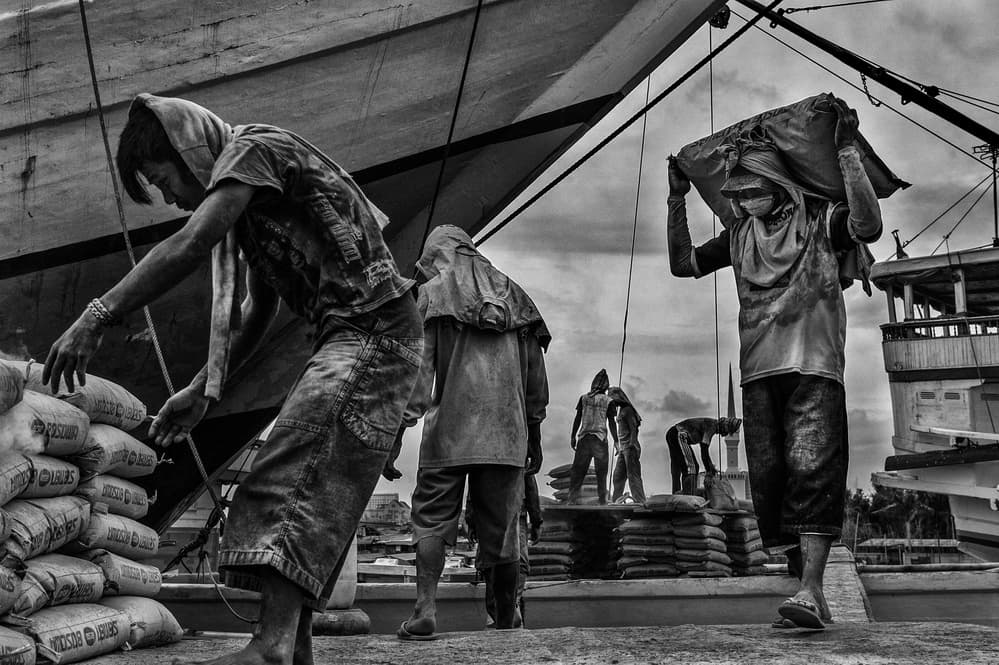 Working the Docks by Joxe Inazio Kuesta Garmendia — canvas wall art