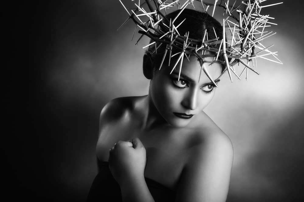 Spiked Crown Gaze by Peppe Tambè — canvas wall art