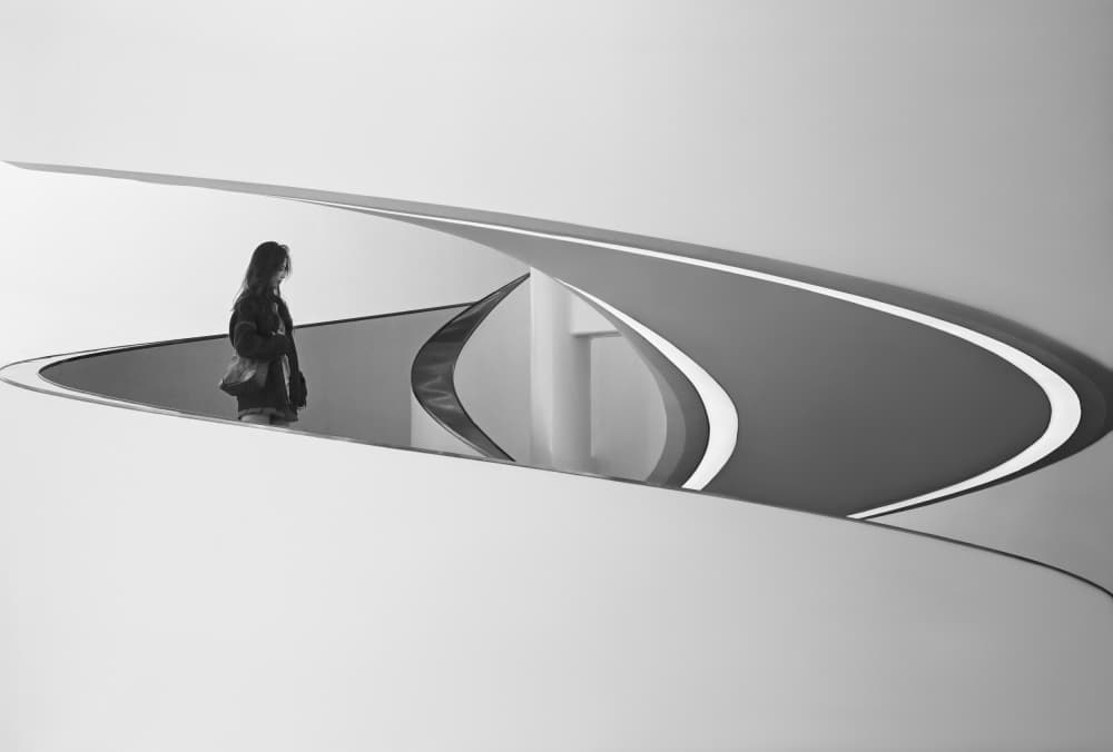 Solitary Figure Modern Curves by konglingming — canvas wall art