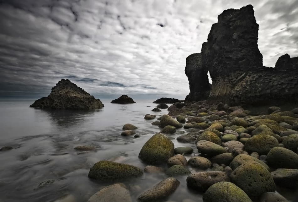 Dark Coastal Arch by Bragi Ingibergsson - BRIN — canvas wall art