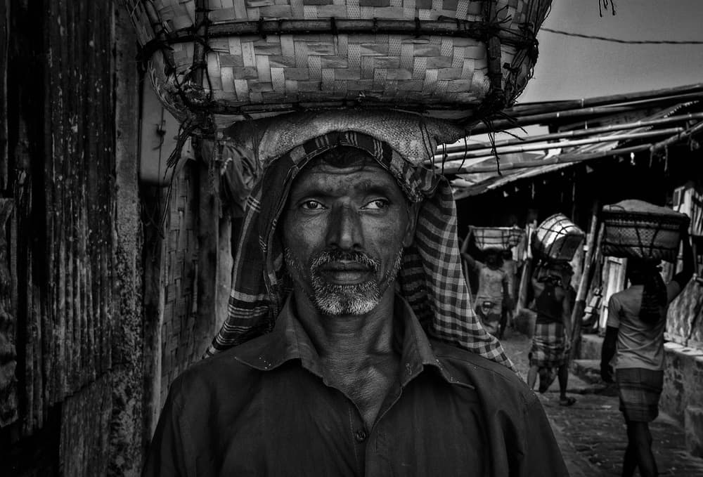 Street Porter by Joxe Inazio Kuesta Garmendia — canvas wall art