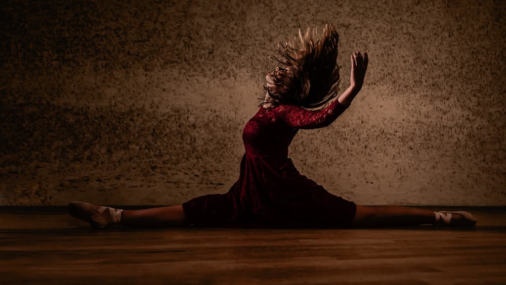 Expressive Dance Split by Mike Kreiten — canvas wall art