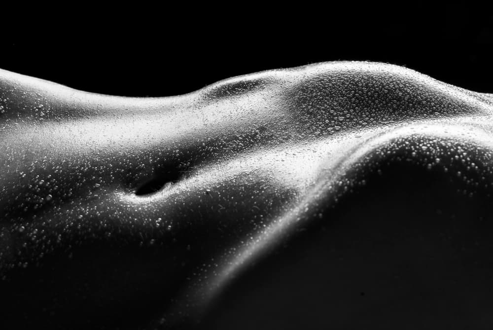 Glistening Body Drops by James Yang — canvas wall art