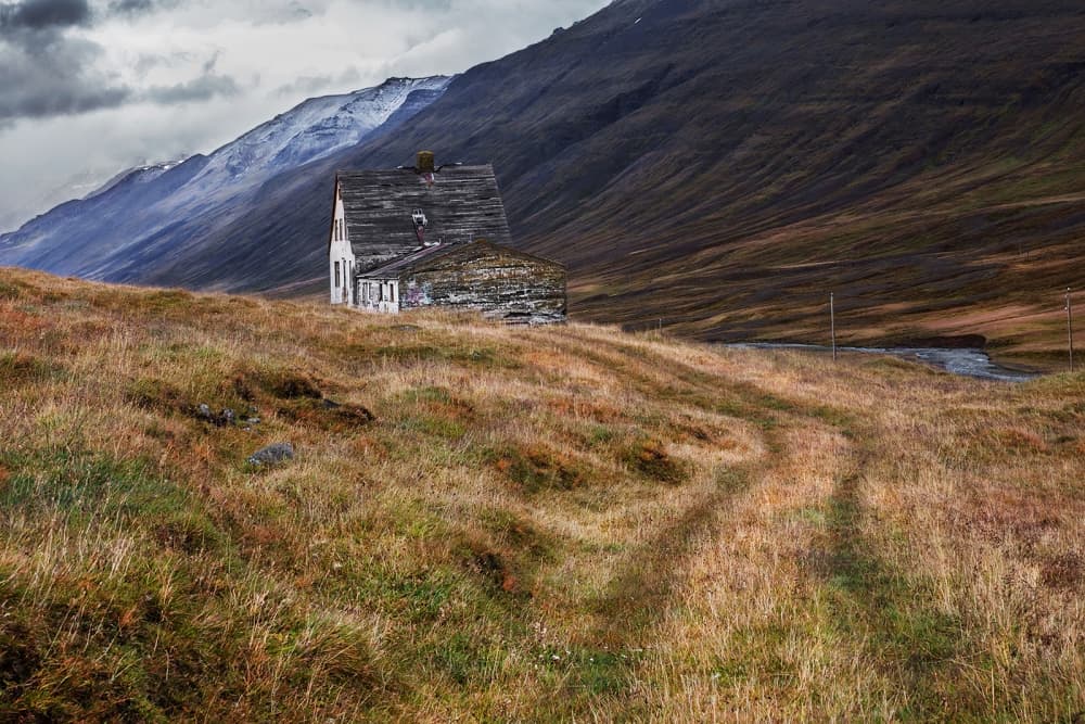 Abandoned Mountain House by Bragi Ingibergsson - BRIN — canvas wall art