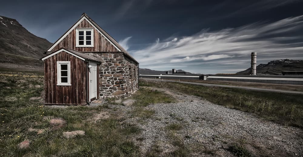 Remote Rustic House by Bragi Ingibergsson - BRIN — canvas wall art